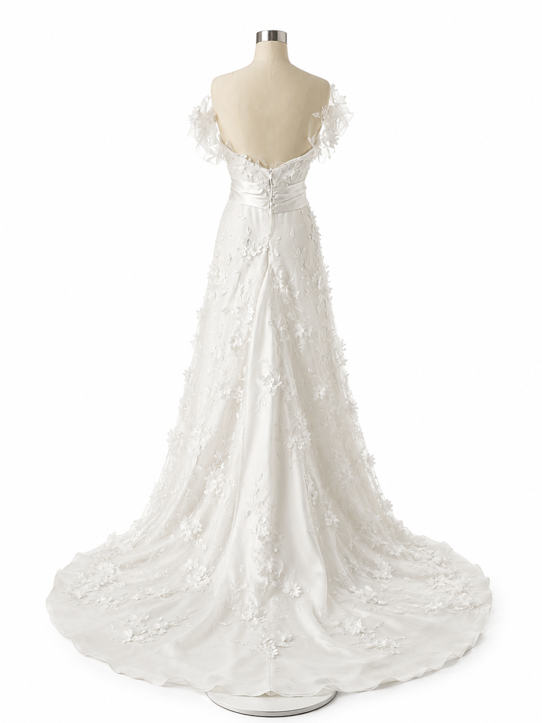Abito da sposa in tulle ricamato con fiori 3D e fascia in raso