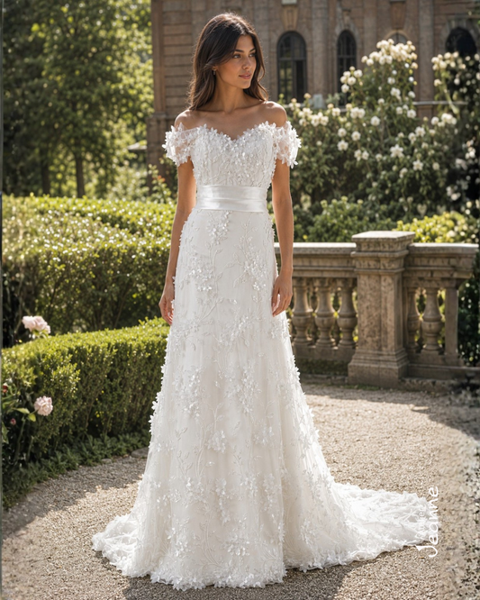 Abito da sposa in tulle ricamato con fiori 3D e fascia in raso